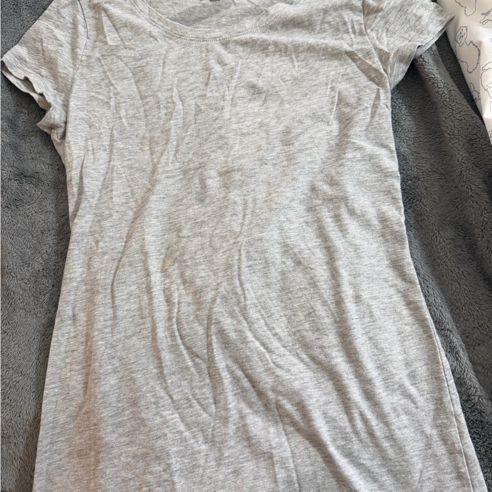 No Boundaries Light Gray Short Sleeve Tee